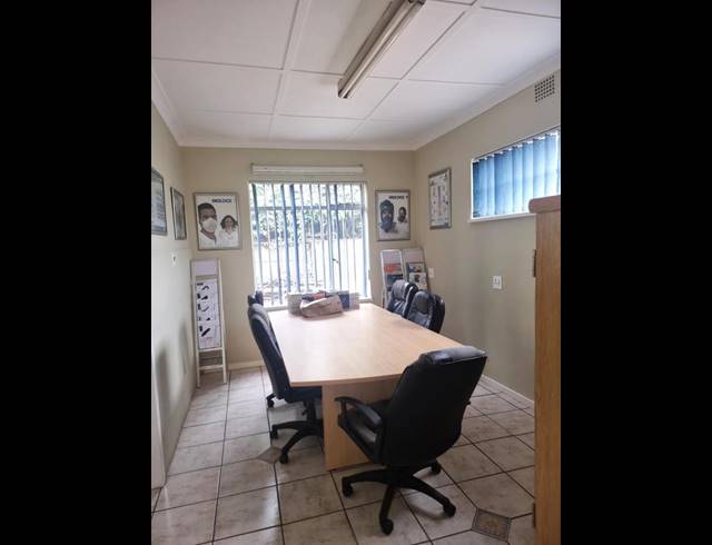 BUSINESS FOR SALE IN MALVERN EAST EXT